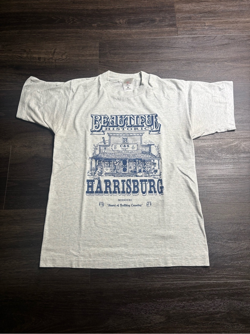 Vintage Beautiful Historic Harrisburg Missouri Tshirt Size M